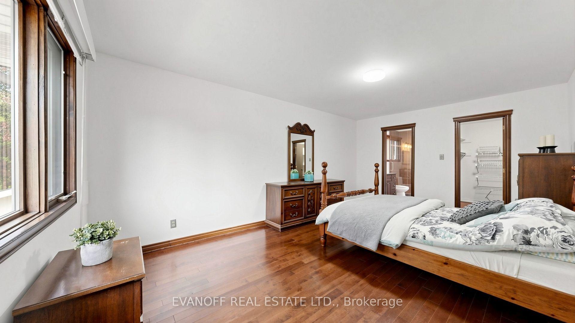 Photo 25 of 67 Satchell Boulevard, Scarborough, Centennial Scarborough — HOMEH