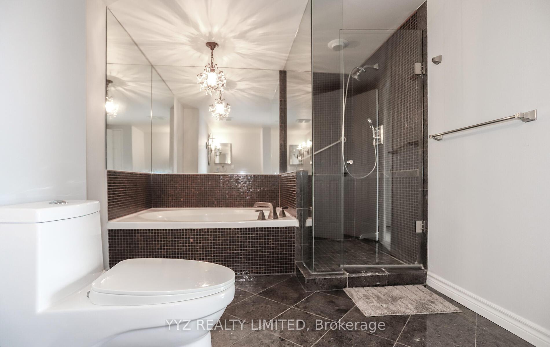 Photo 14 of Unit 808, 1 Clark Avenue W, Vaughan, Crestwood-Springfarm-Yorkhill — HOMEH