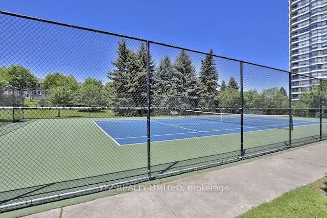 Photo 19 of Unit 808, 1 Clark Avenue W, Vaughan, Crestwood-Springfarm-Yorkhill — HOMEH