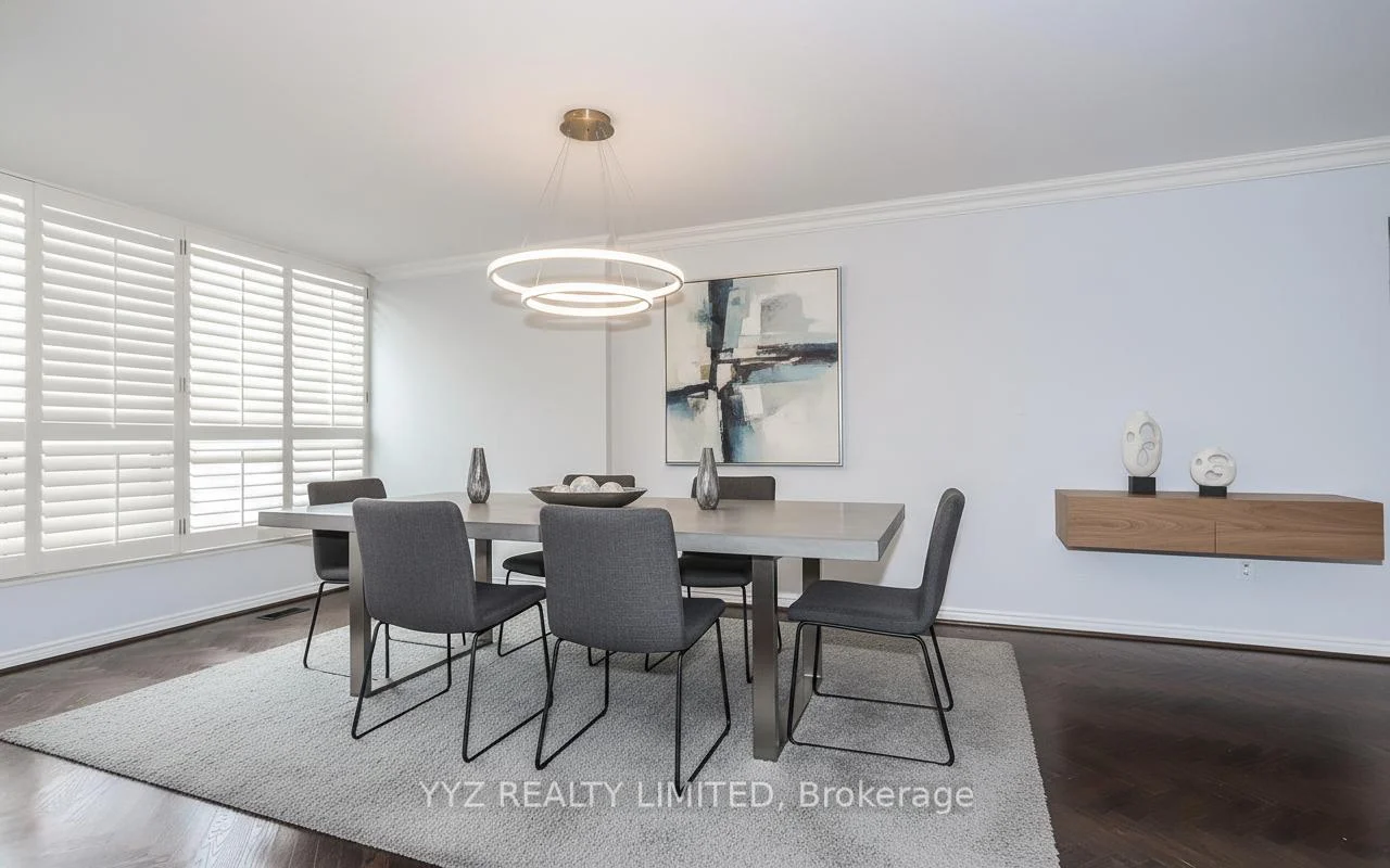 Photo 11 of Unit 808, 1 Clark Avenue W, Vaughan, Crestwood-Springfarm-Yorkhill — HOMEH
