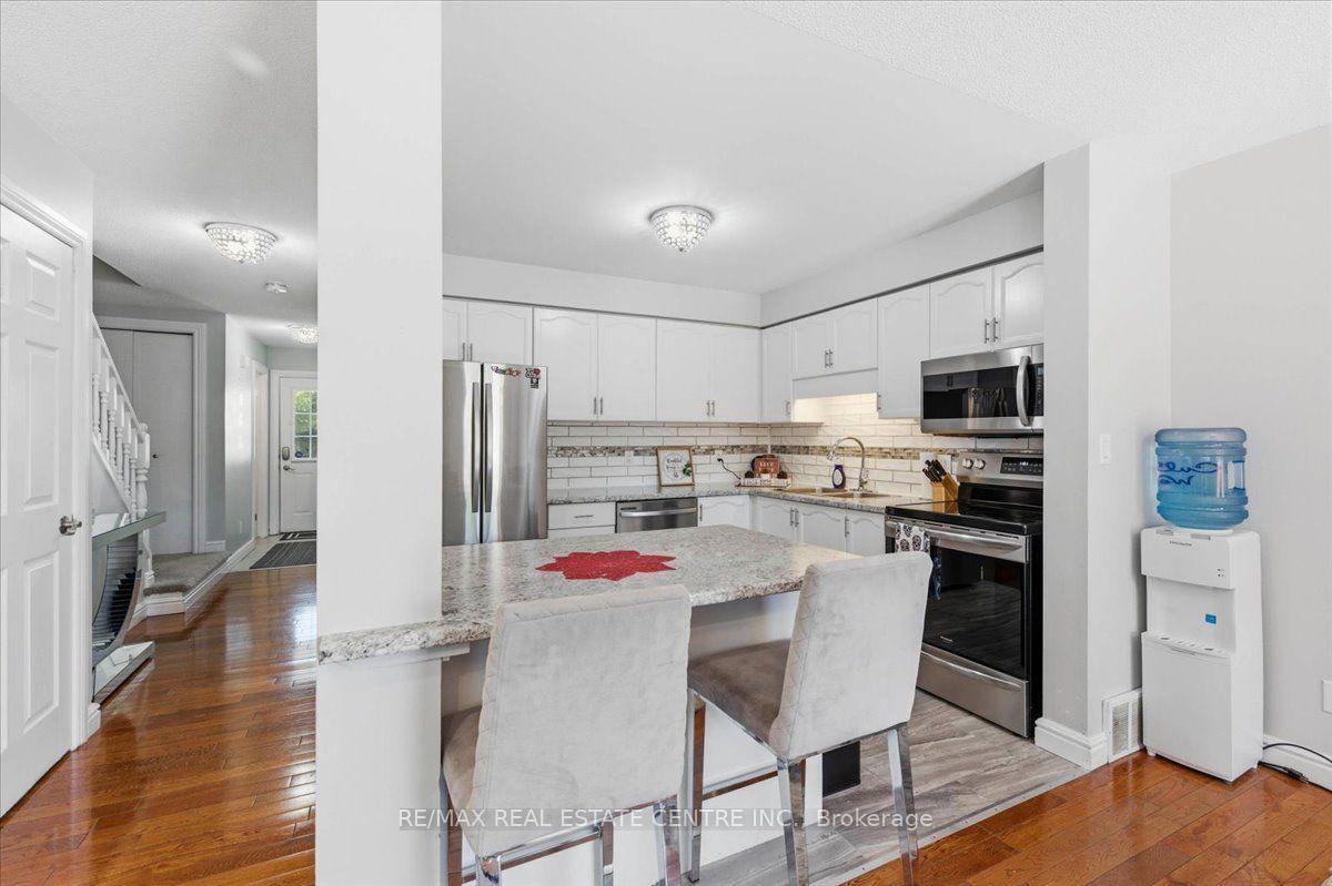 Photo 10 of Unit 1, 84 Westmeadow Drive, Kitchener, Highland West — HOMEH