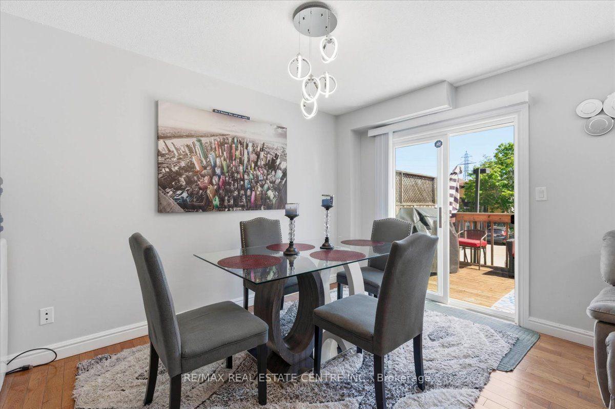 Photo 12 of Unit 1, 84 Westmeadow Drive, Kitchener, Highland West — HOMEH