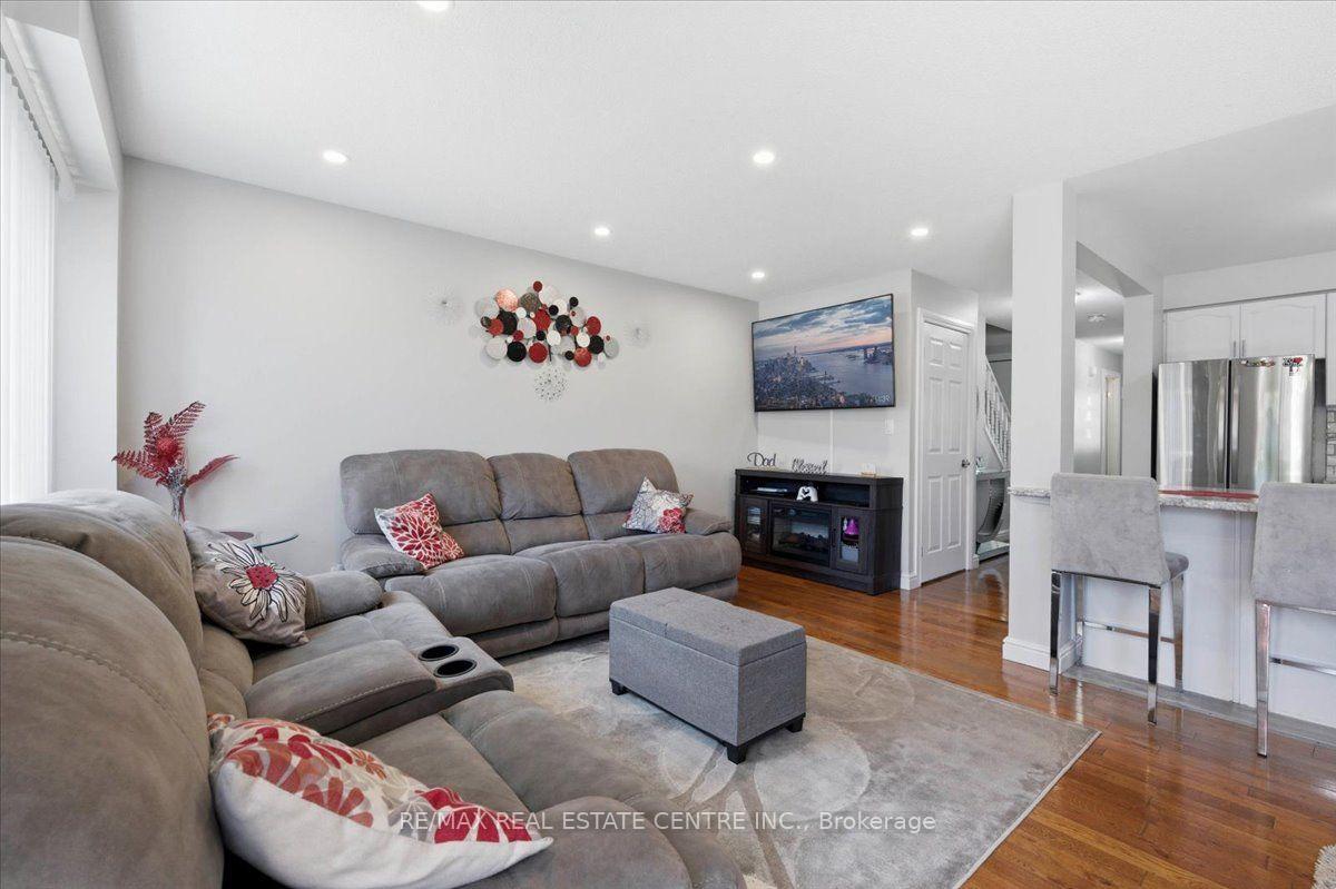 Photo 17 of Unit 1, 84 Westmeadow Drive, Kitchener, Highland West — HOMEH