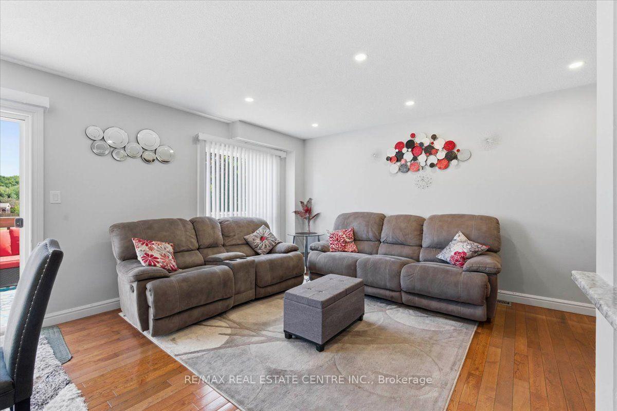 Photo 19 of Unit 1, 84 Westmeadow Drive, Kitchener, Highland West — HOMEH