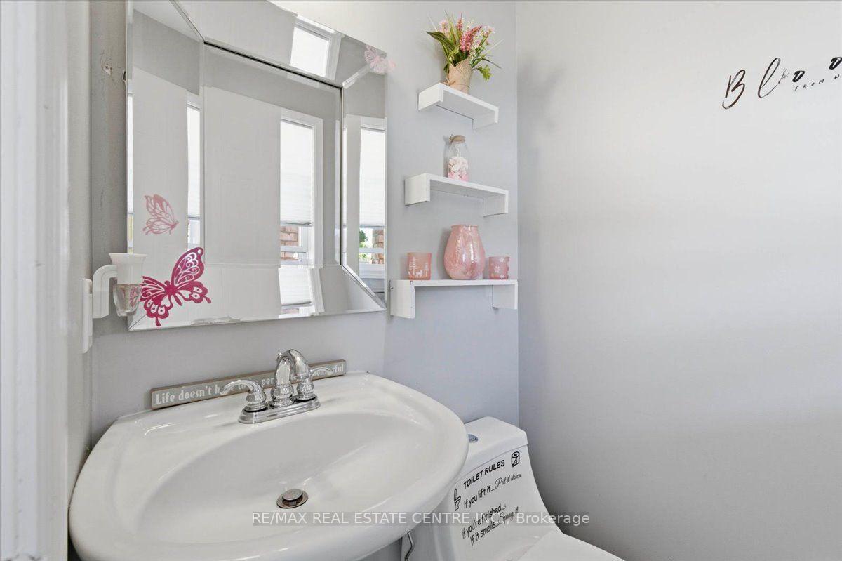 Photo 20 of Unit 1, 84 Westmeadow Drive, Kitchener, Highland West — HOMEH