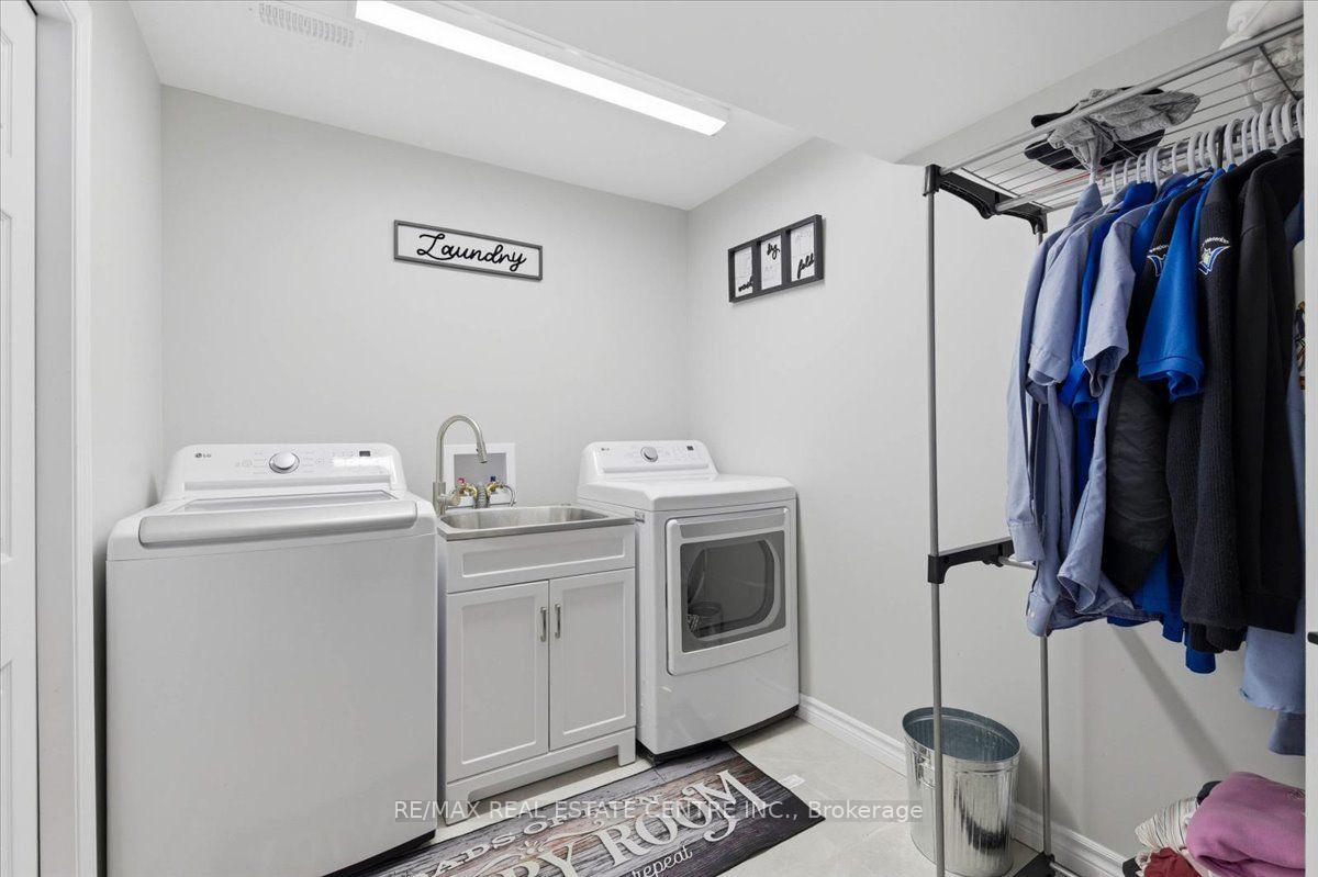 Photo 34 of Unit 1, 84 Westmeadow Drive, Kitchener, Highland West — HOMEH
