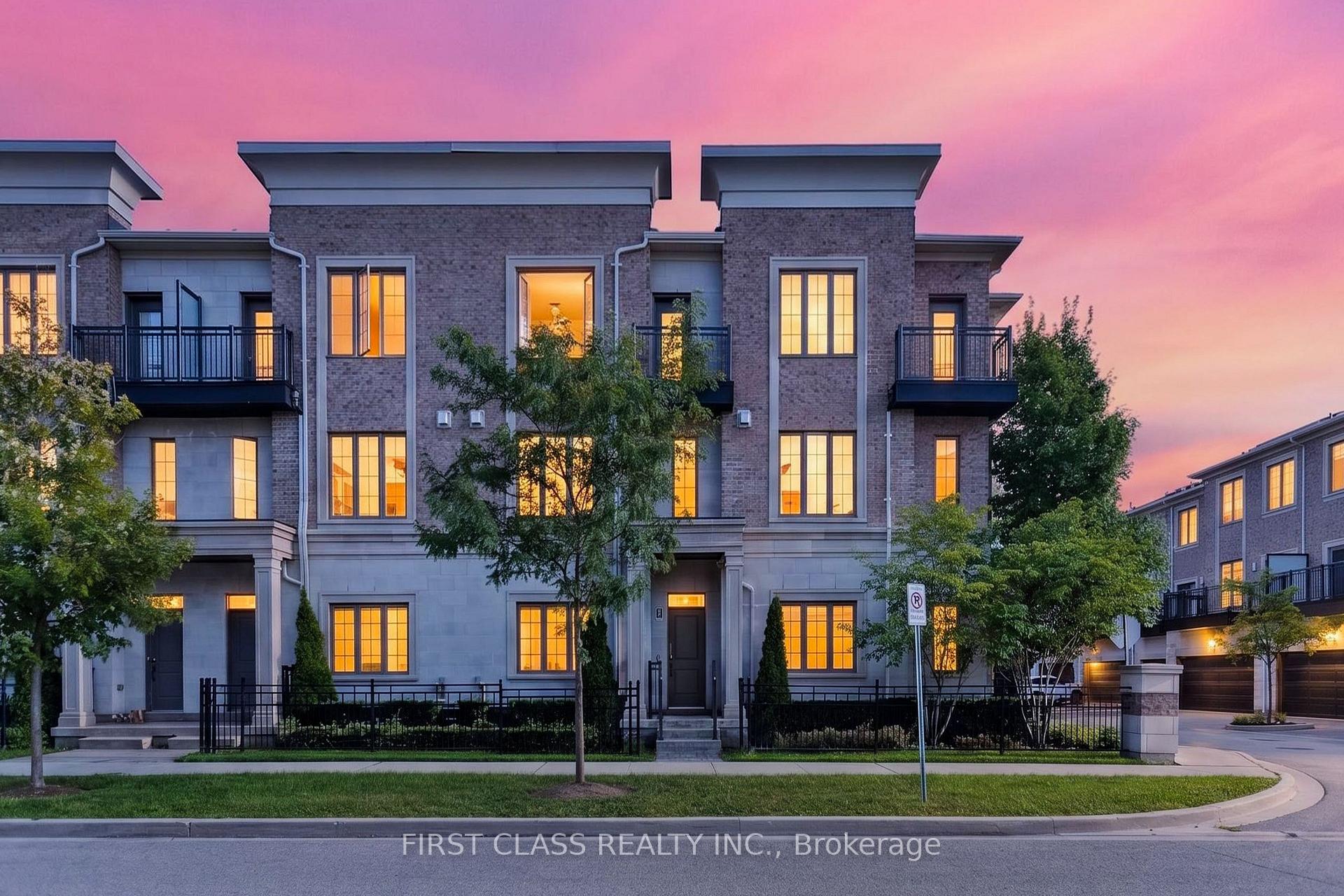 Photo 2 of 8 Mildred Temple Way, Markham, Unionville — HOMEH