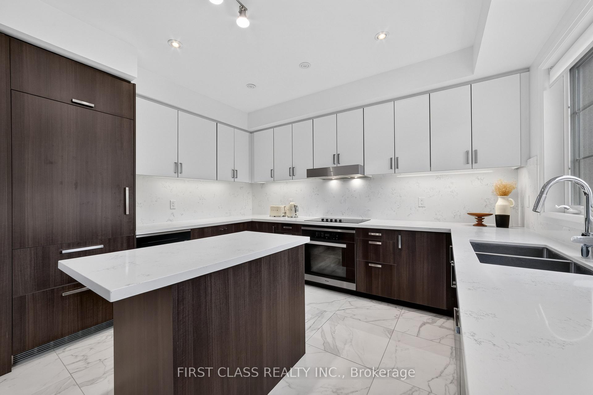 Photo 9 of 8 Mildred Temple Way, Markham, Unionville — HOMEH
