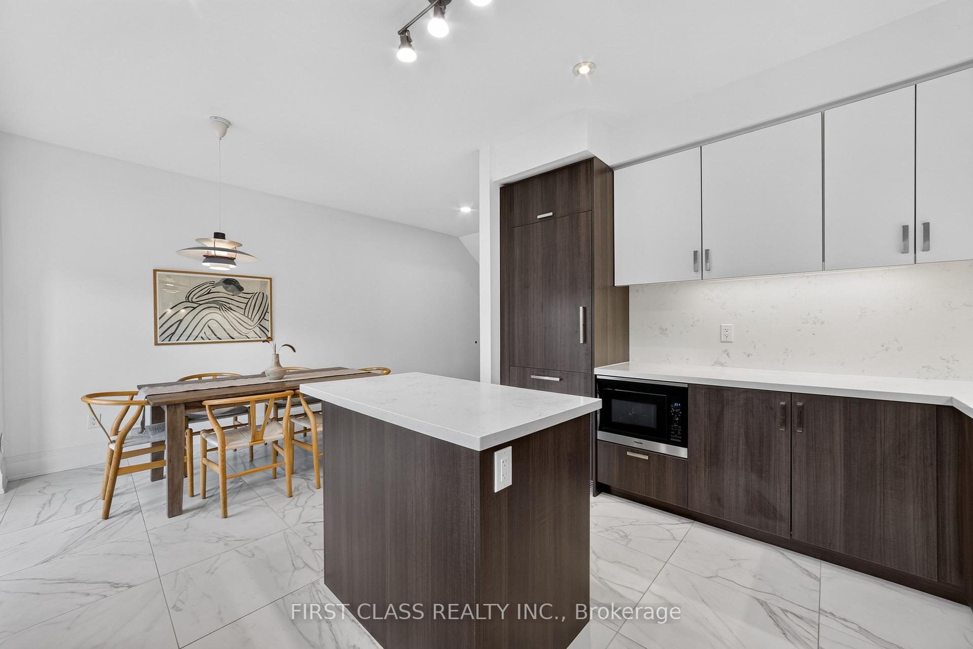Photo 12 of 8 Mildred Temple Way, Markham, Unionville — HOMEH