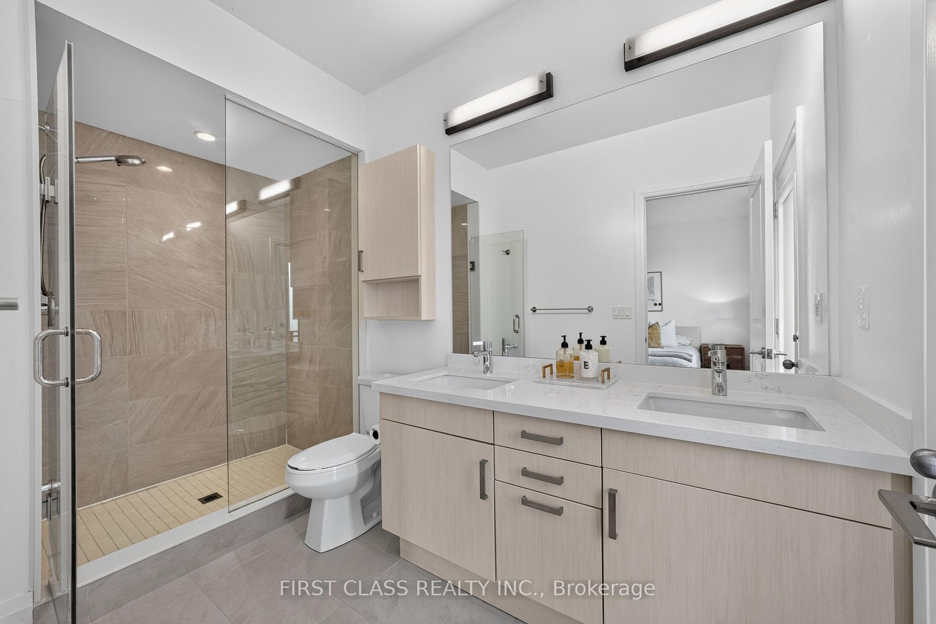 Photo 23 of 8 Mildred Temple Way, Markham, Unionville — HOMEH