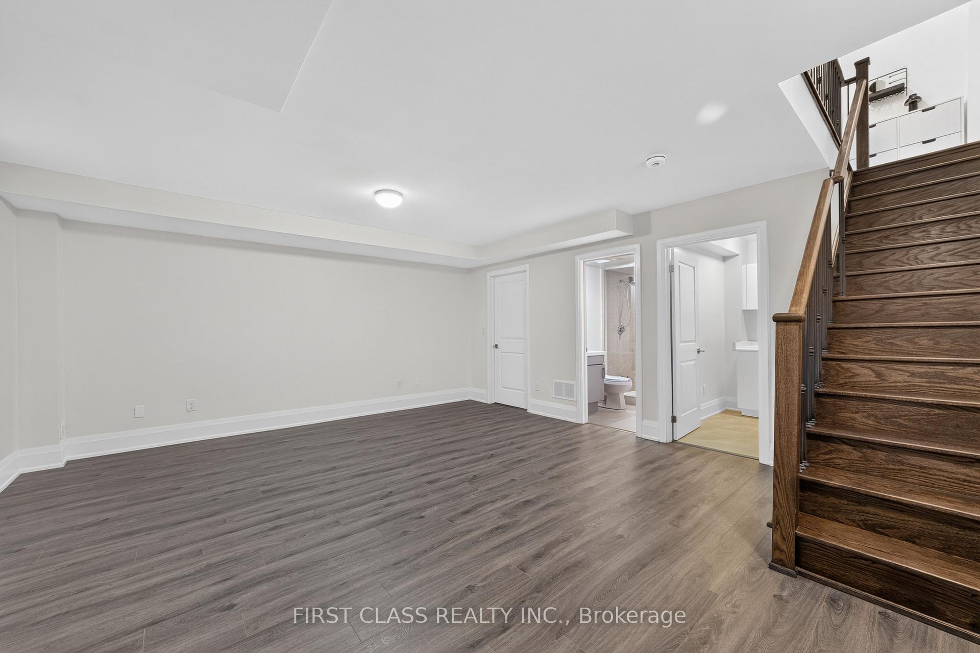 Photo 29 of 8 Mildred Temple Way, Markham, Unionville — HOMEH