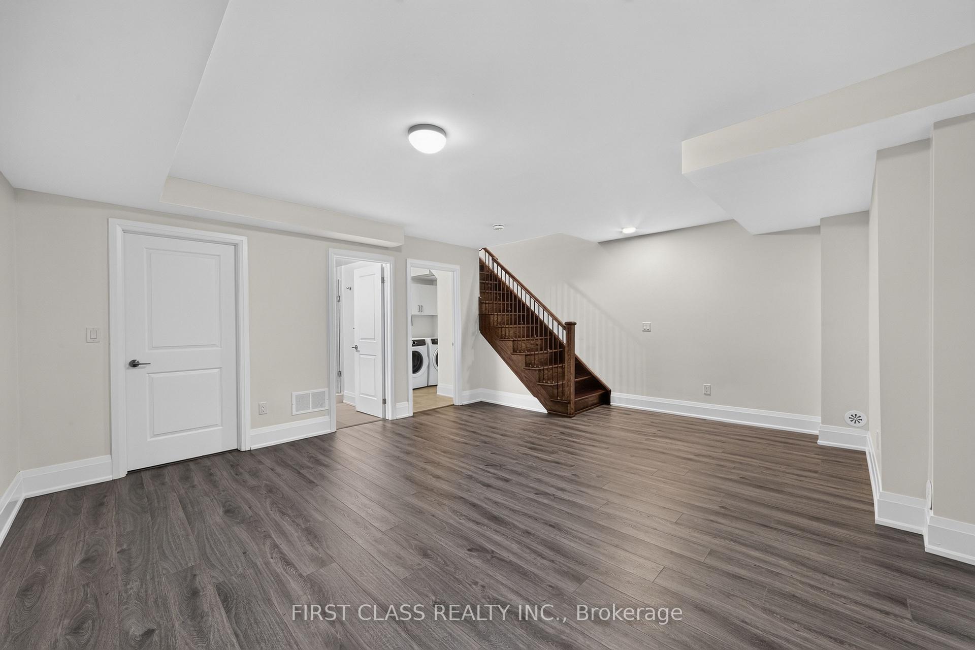 Photo 30 of 8 Mildred Temple Way, Markham, Unionville — HOMEH