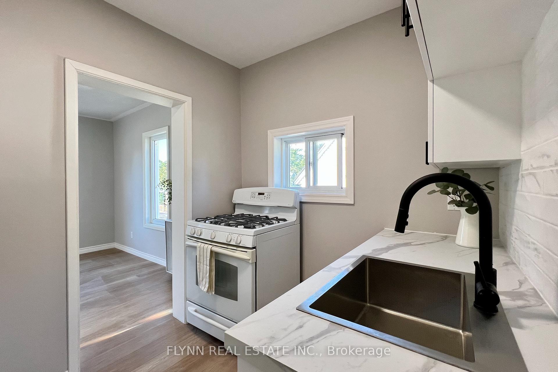 Photo 23 of 535 Broad Street E, Haldimand, Dunnville — HOMEH