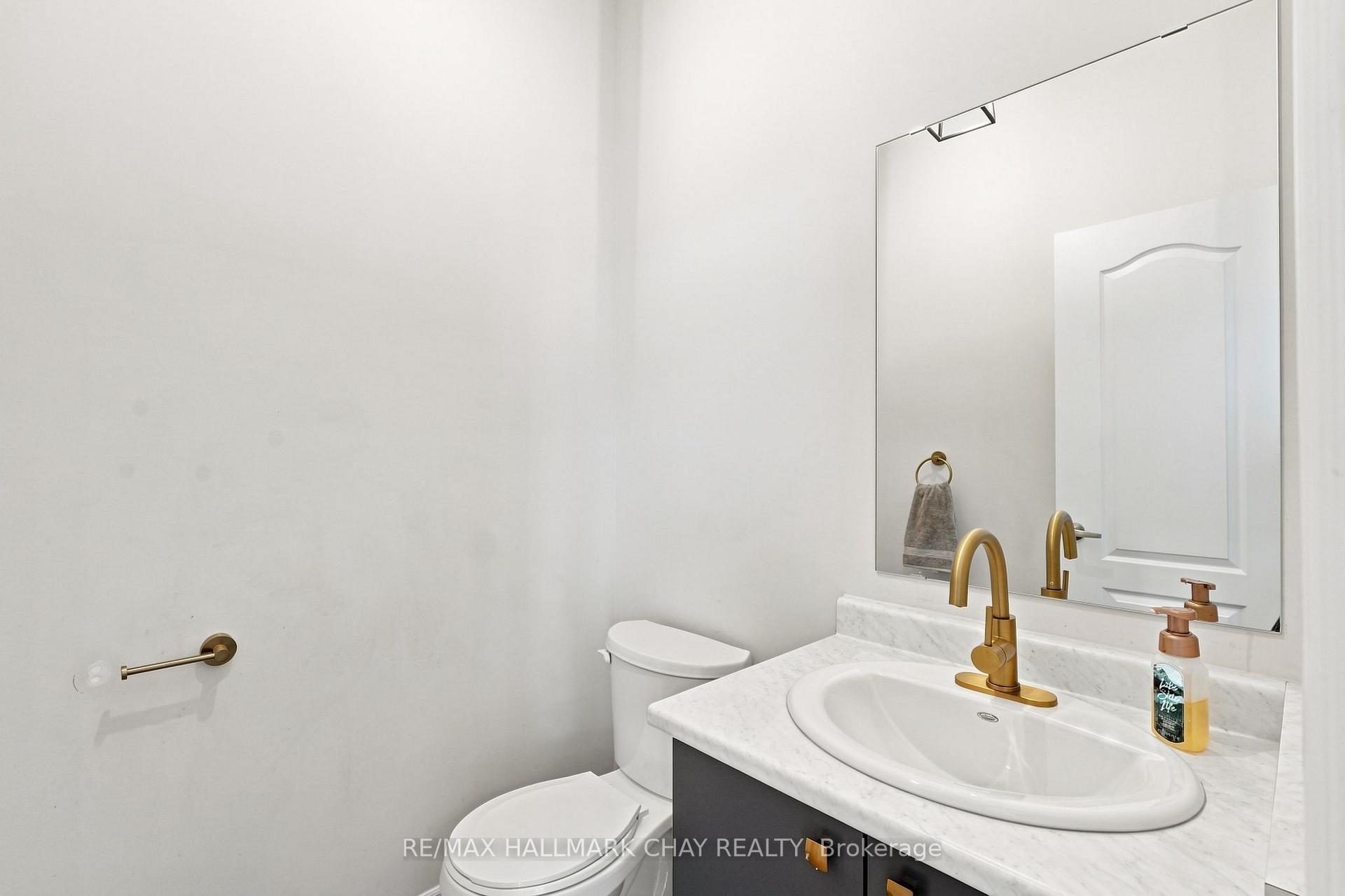 Photo 8 of 3118 Orion Boulevard, Orillia — HOMEH