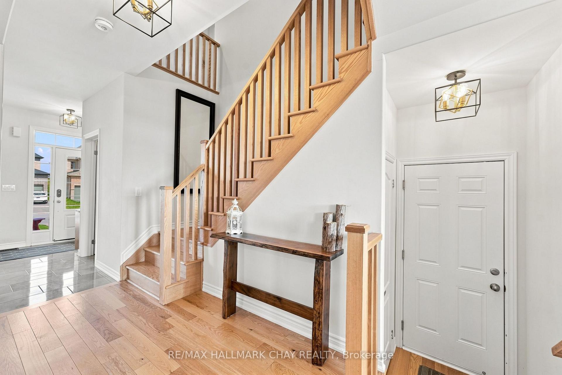 Photo 12 of 3118 Orion Boulevard, Orillia — HOMEH