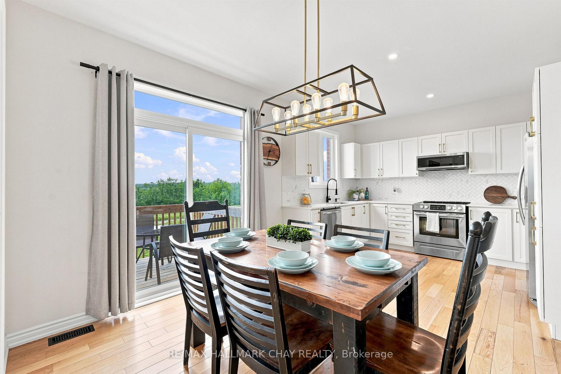 Photo 13 of 3118 Orion Boulevard, Orillia — HOMEH