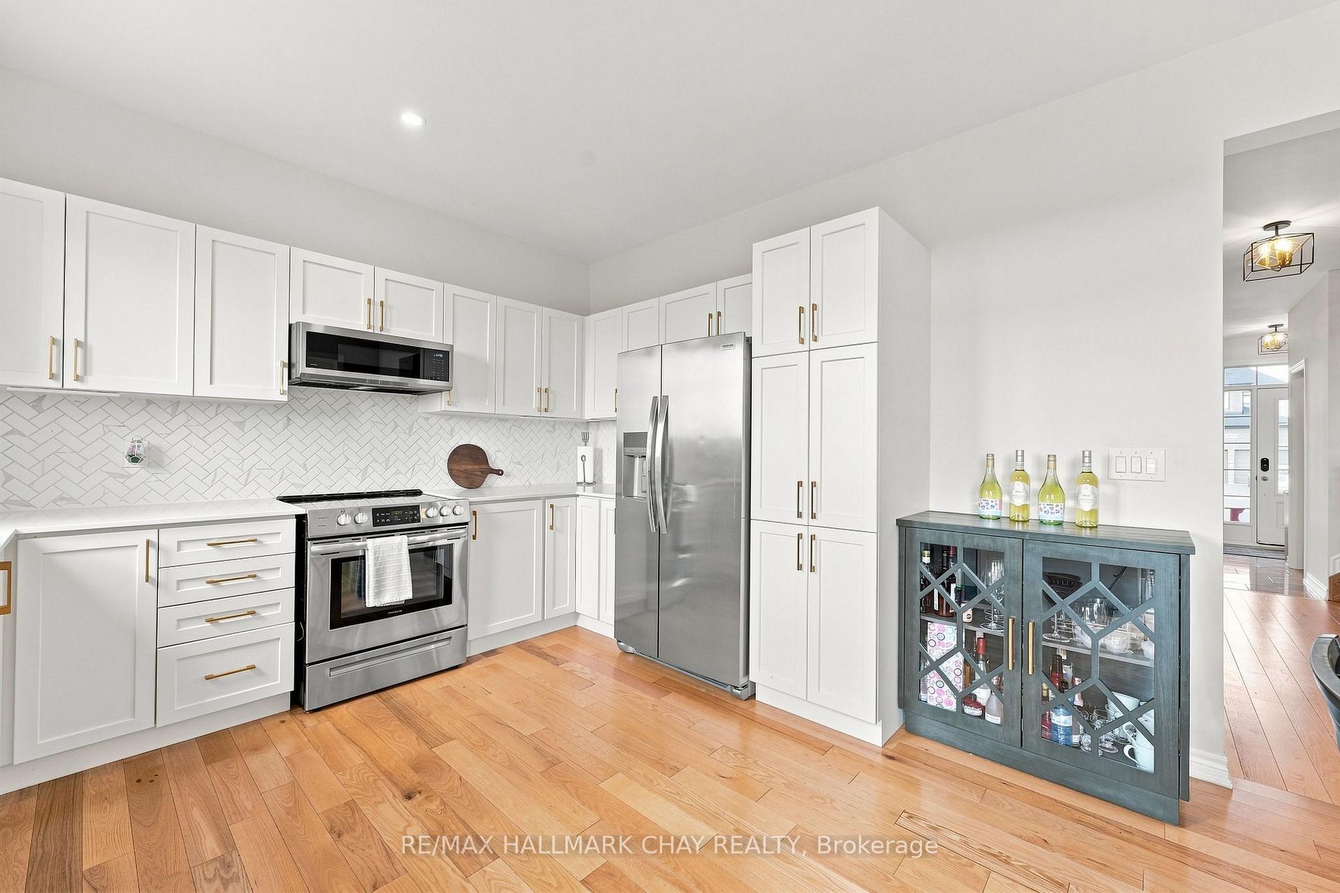 Photo 15 of 3118 Orion Boulevard, Orillia — HOMEH