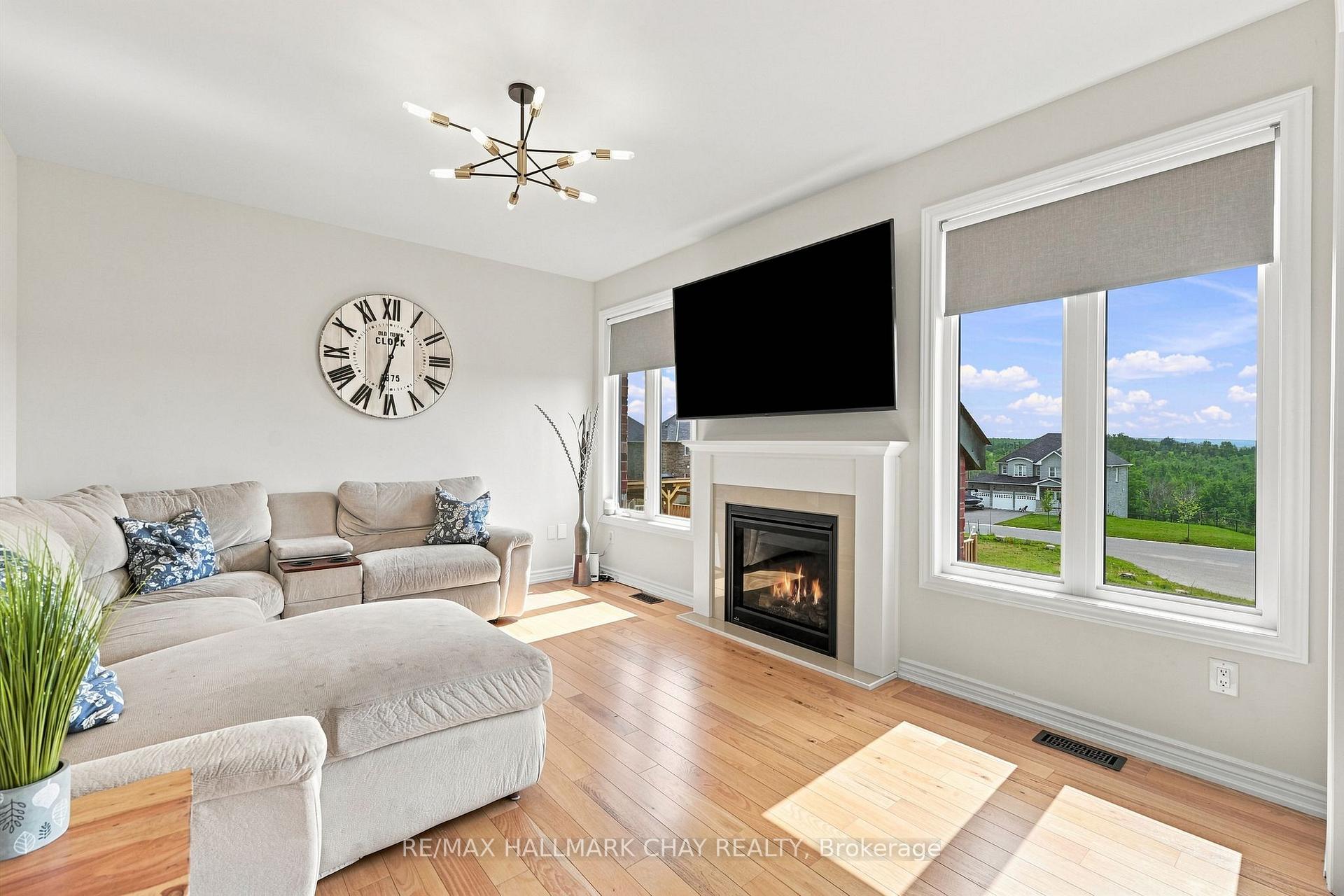 Photo 19 of 3118 Orion Boulevard, Orillia — HOMEH