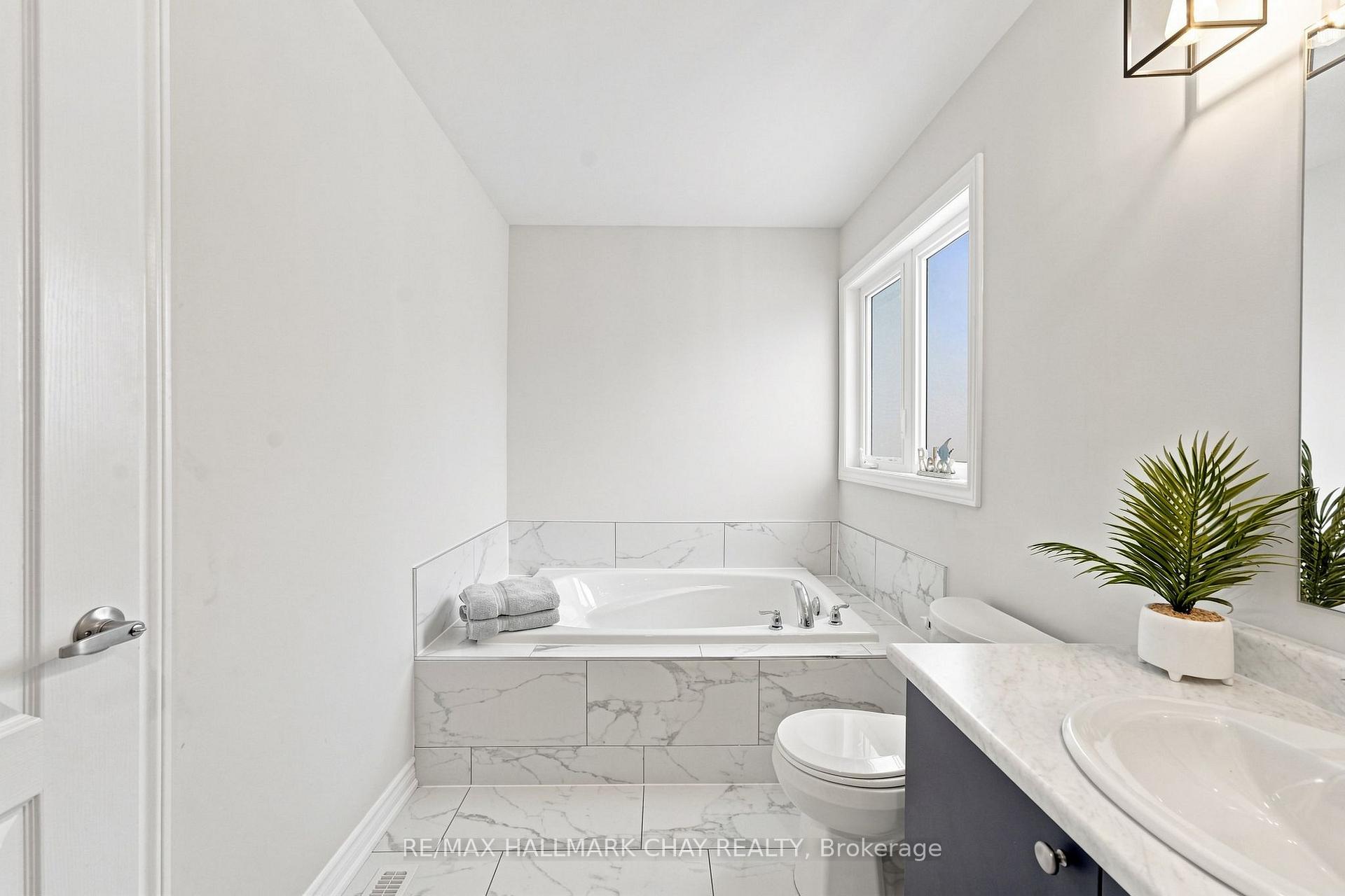 Photo 24 of 3118 Orion Boulevard, Orillia — HOMEH
