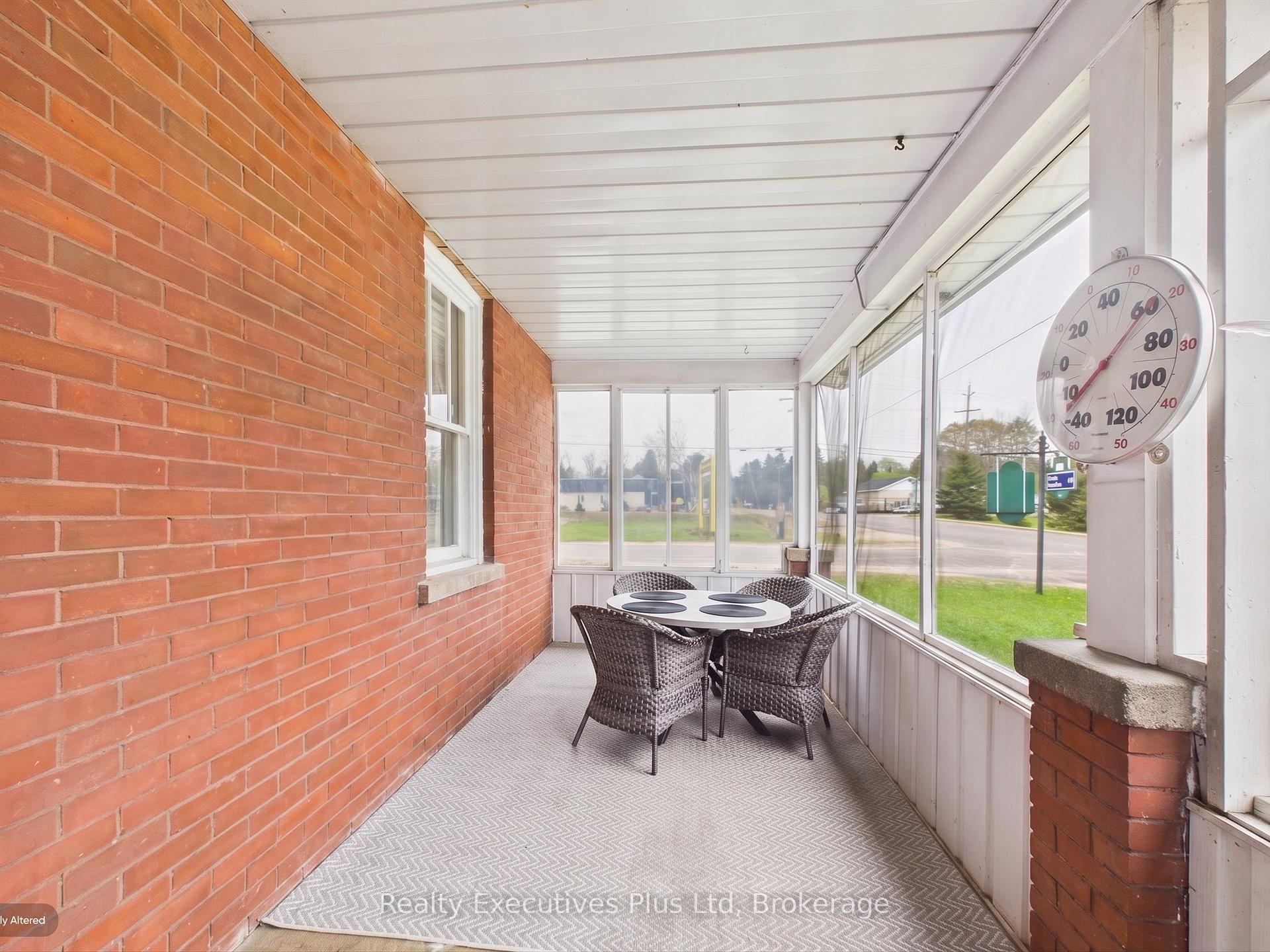 Photo 8 of 16 Albert Street, Sundridge — HOMEH