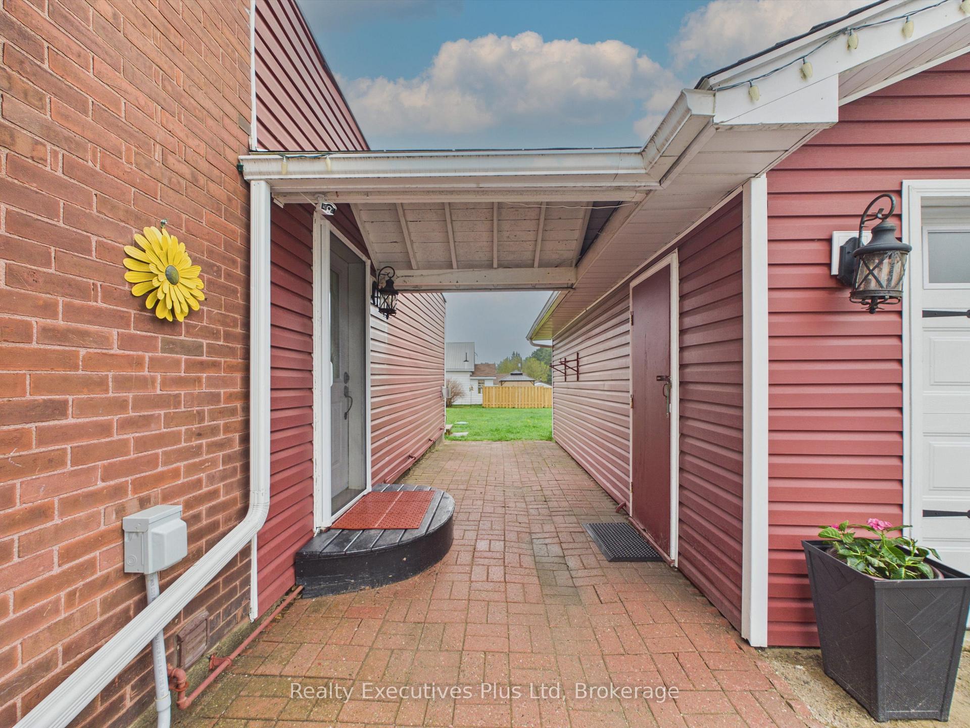 Photo 10 of 16 Albert Street, Sundridge — HOMEH
