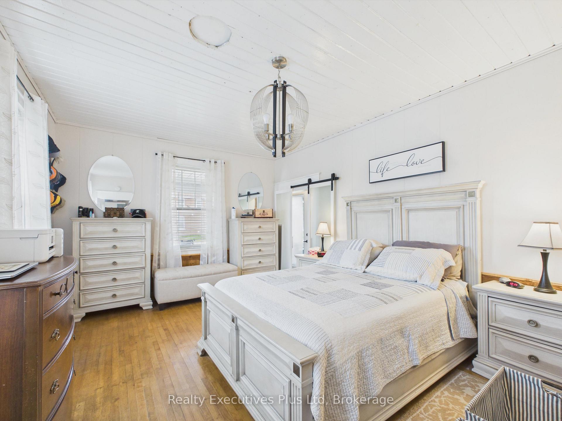 Photo 20 of 16 Albert Street, Sundridge — HOMEH