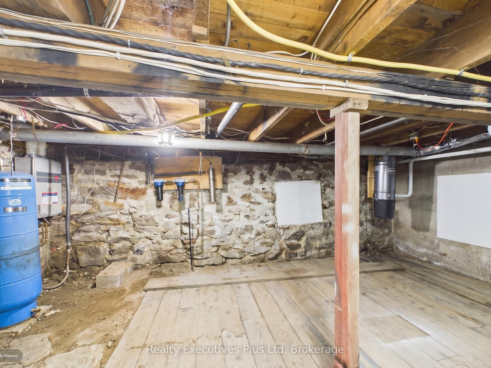 Photo 40 of 16 Albert Street, Sundridge — HOMEH