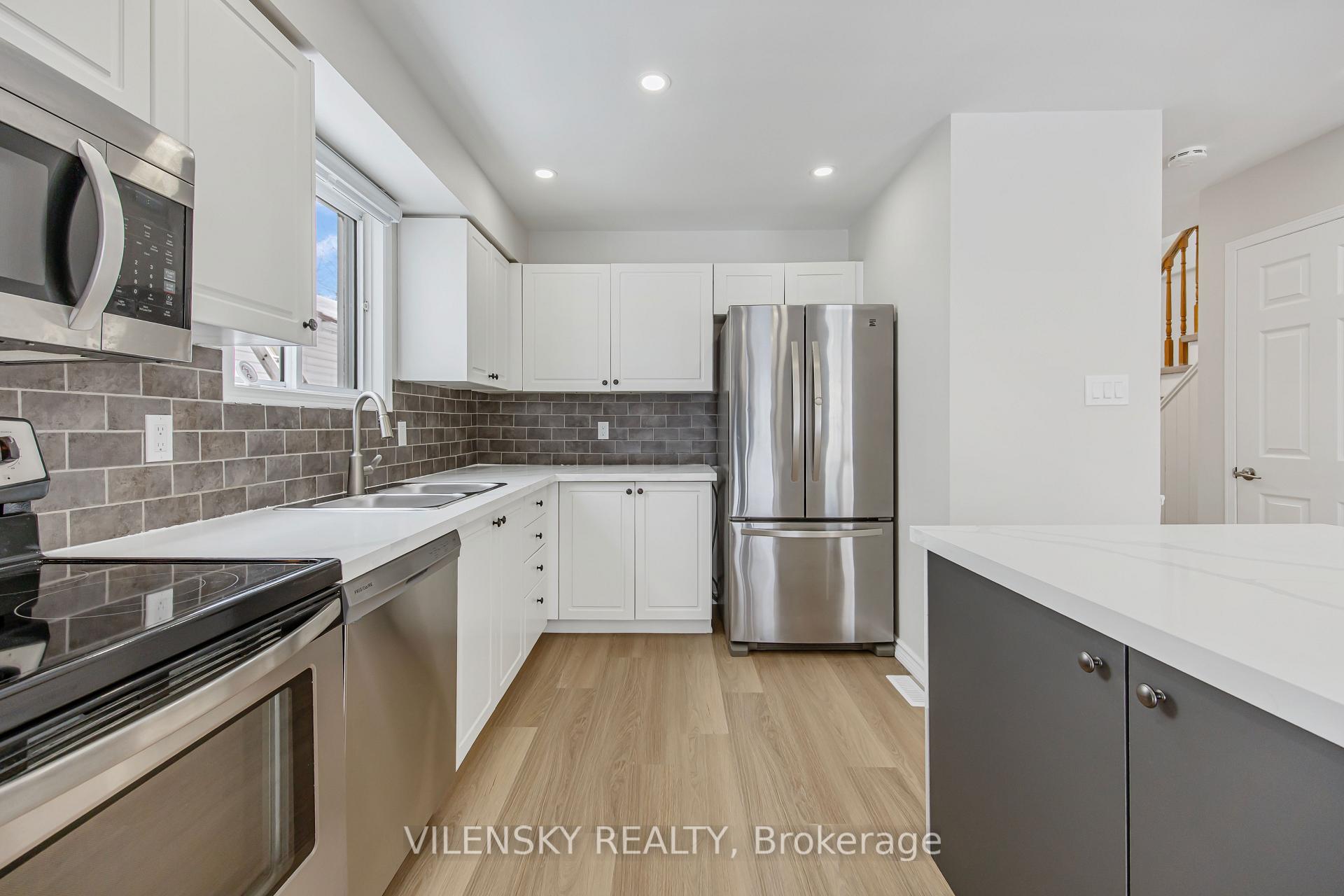 Photo 11 of 159 Brucker Road, Barrie, Holly — HOMEH