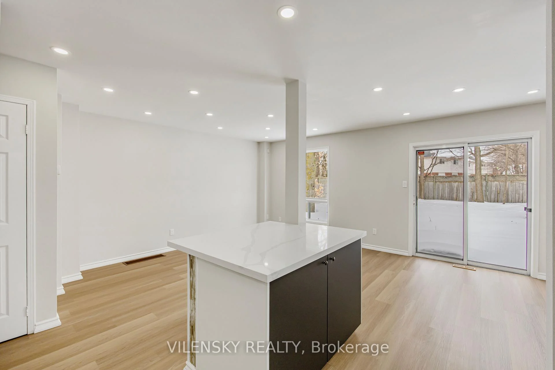 Photo 19 of 159 Brucker Road, Barrie, Holly — HOMEH