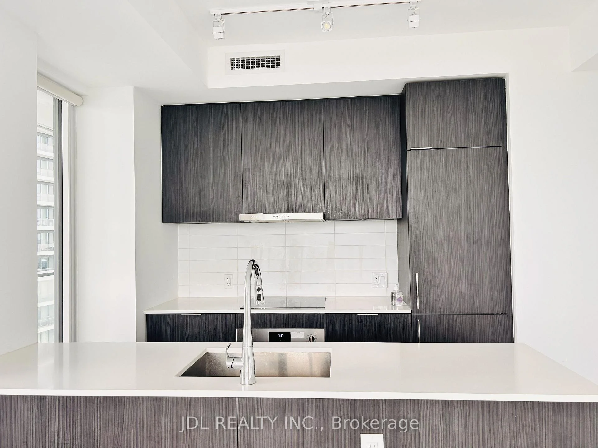 Photo 5 of Unit S1709, 8 Olympic Garden Drive, North York, Newtonbrook East — HOMEH