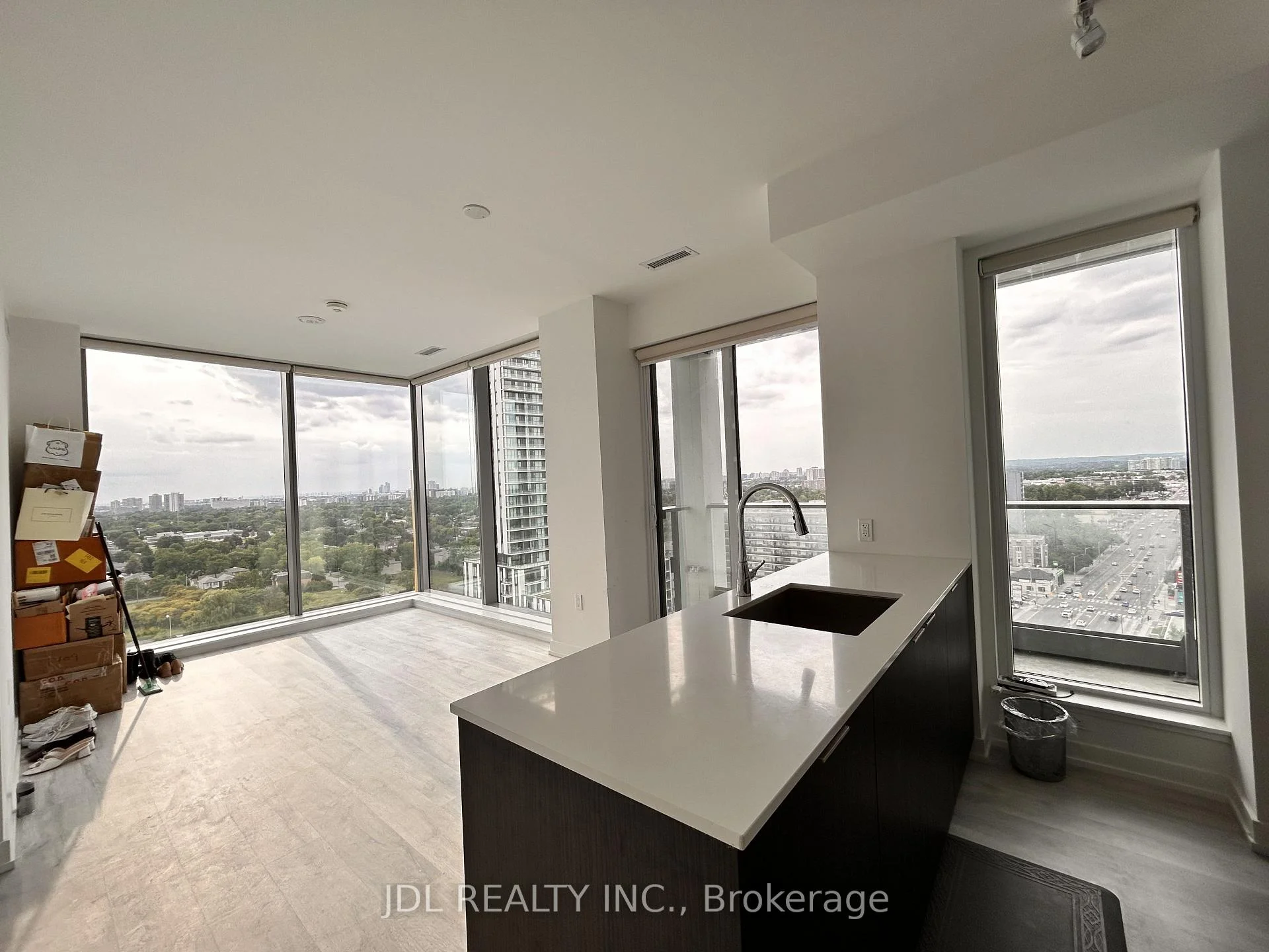 Photo 12 of Unit S1709, 8 Olympic Garden Drive, North York, Newtonbrook East — HOMEH