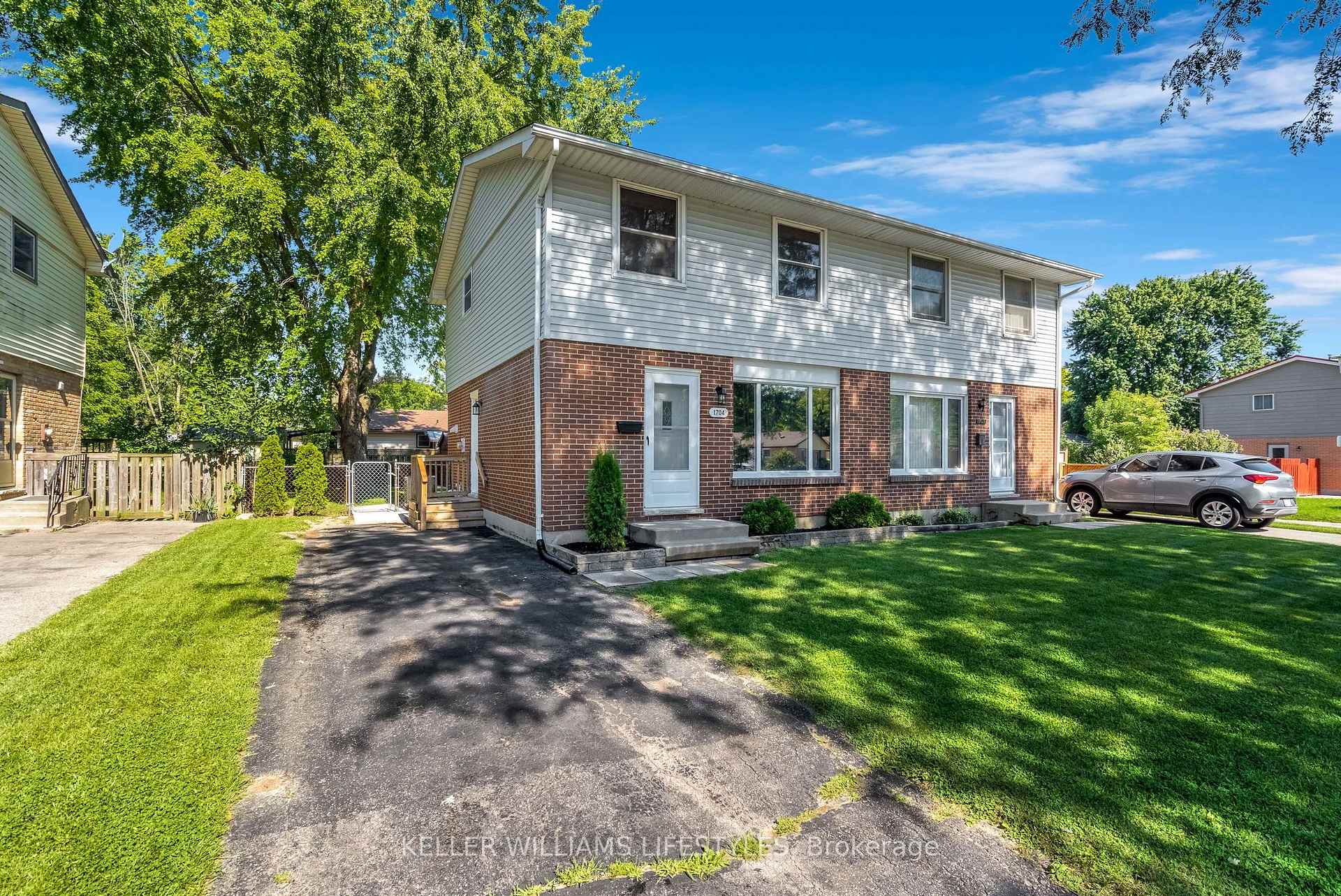 Photo 2 of 1704 Culver Drive, London, East H — HOMEH