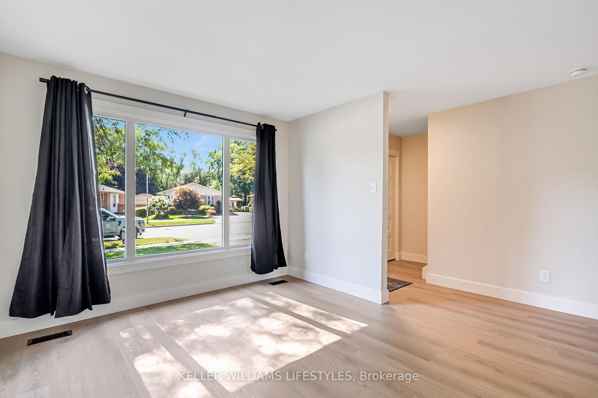 Photo 6 of 1704 Culver Drive, London, East H — HOMEH