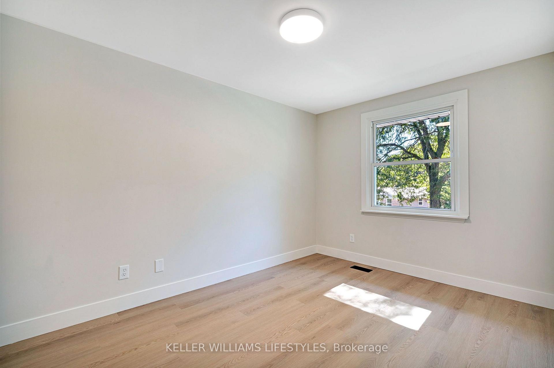 Photo 21 of 1704 Culver Drive, London, East H — HOMEH