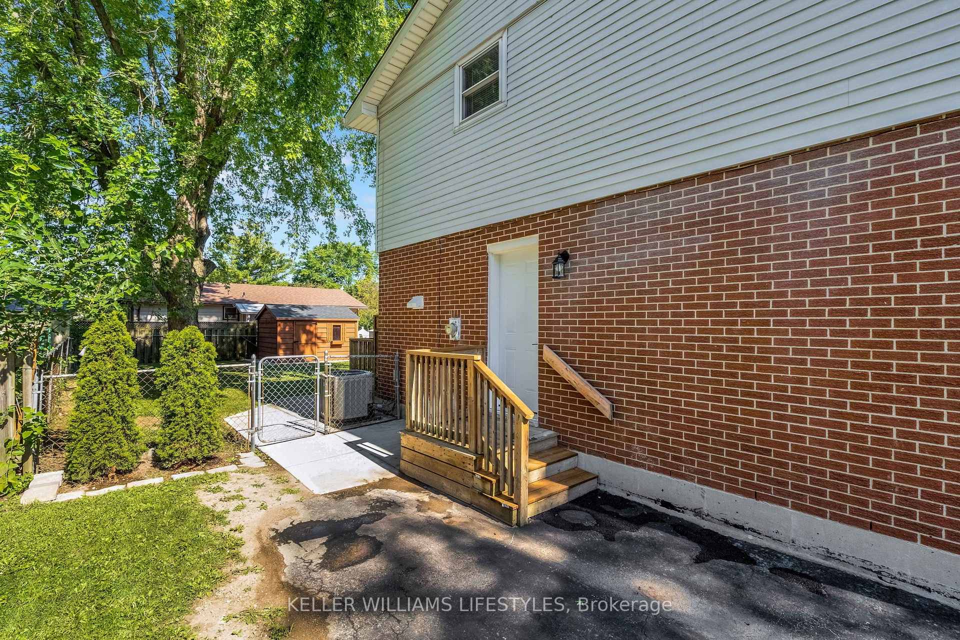 Photo 32 of 1704 Culver Drive, London, East H — HOMEH