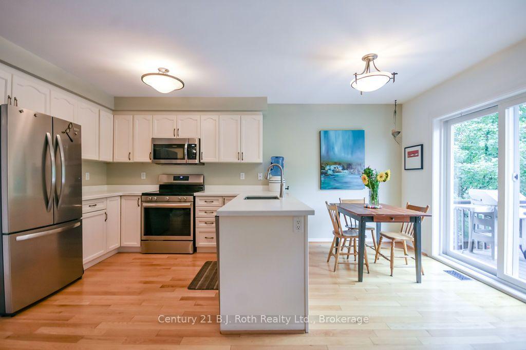 Photo 13 of 51 Johnson Street, Orillia — HOMEH