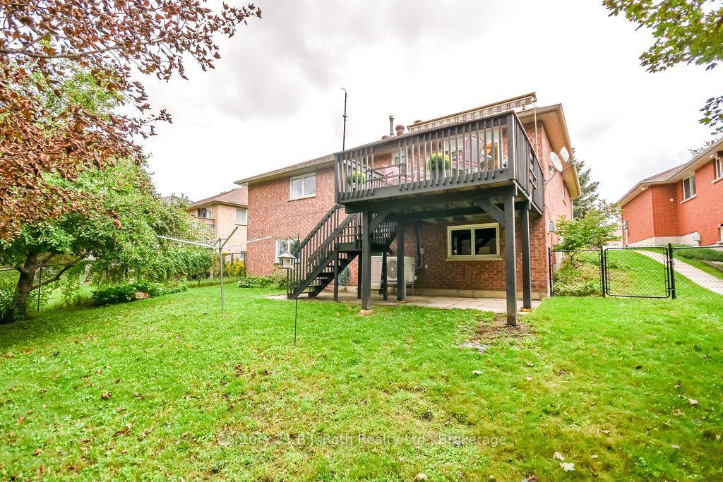 Photo 43 of 51 Johnson Street, Orillia — HOMEH