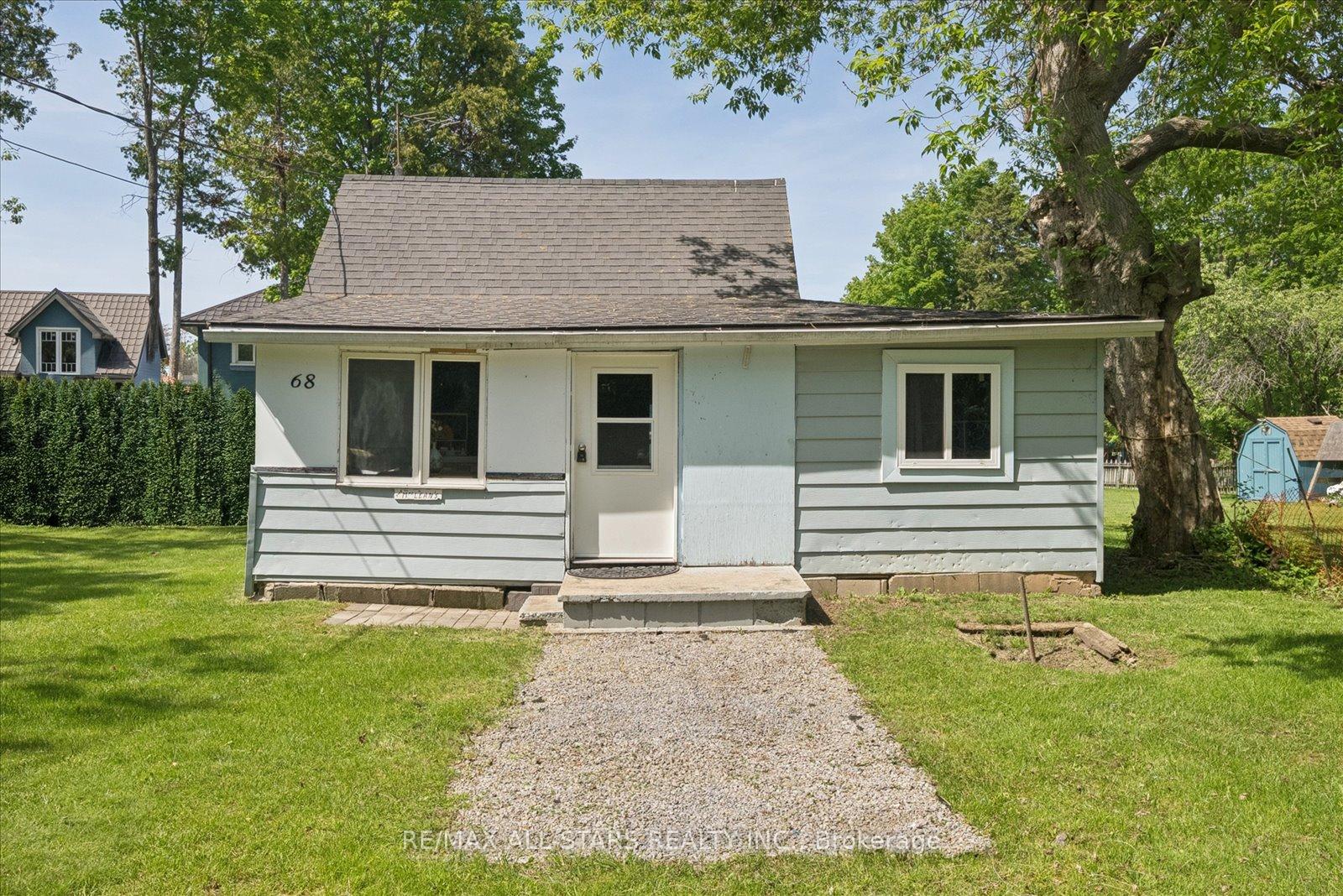 Photo 11 of 68 Farley Circle, Georgina, Historic Lakeshore Communities — HOMEH