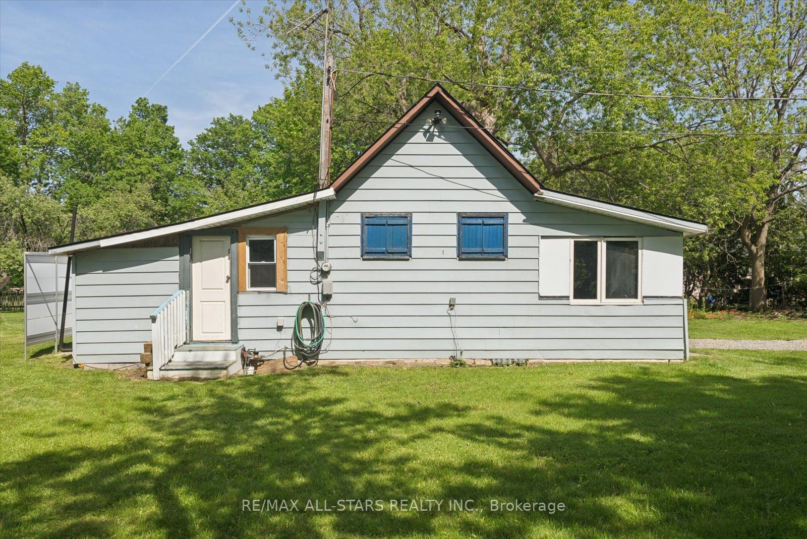 Photo 29 of 68 Farley Circle, Georgina, Historic Lakeshore Communities — HOMEH