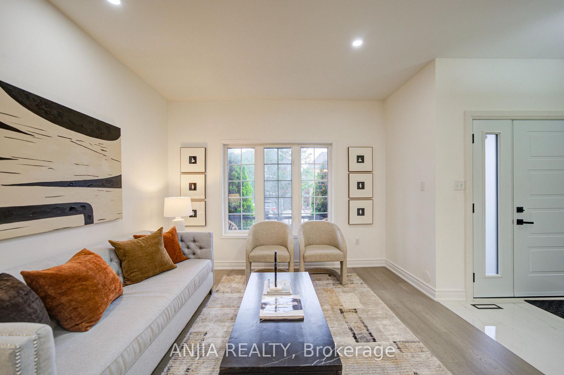 Photo 7 of 203 Fred Mclaren Boulevard, Markham, Wismer — HOMEH