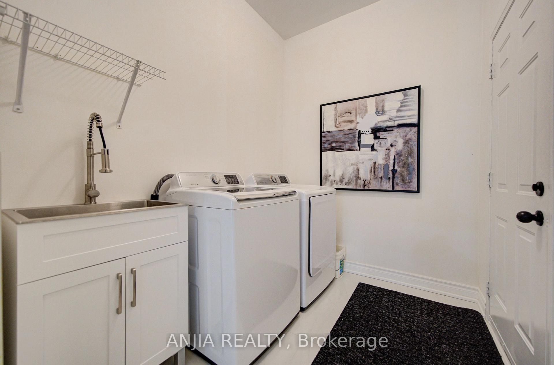 Photo 10 of 203 Fred Mclaren Boulevard, Markham, Wismer — HOMEH