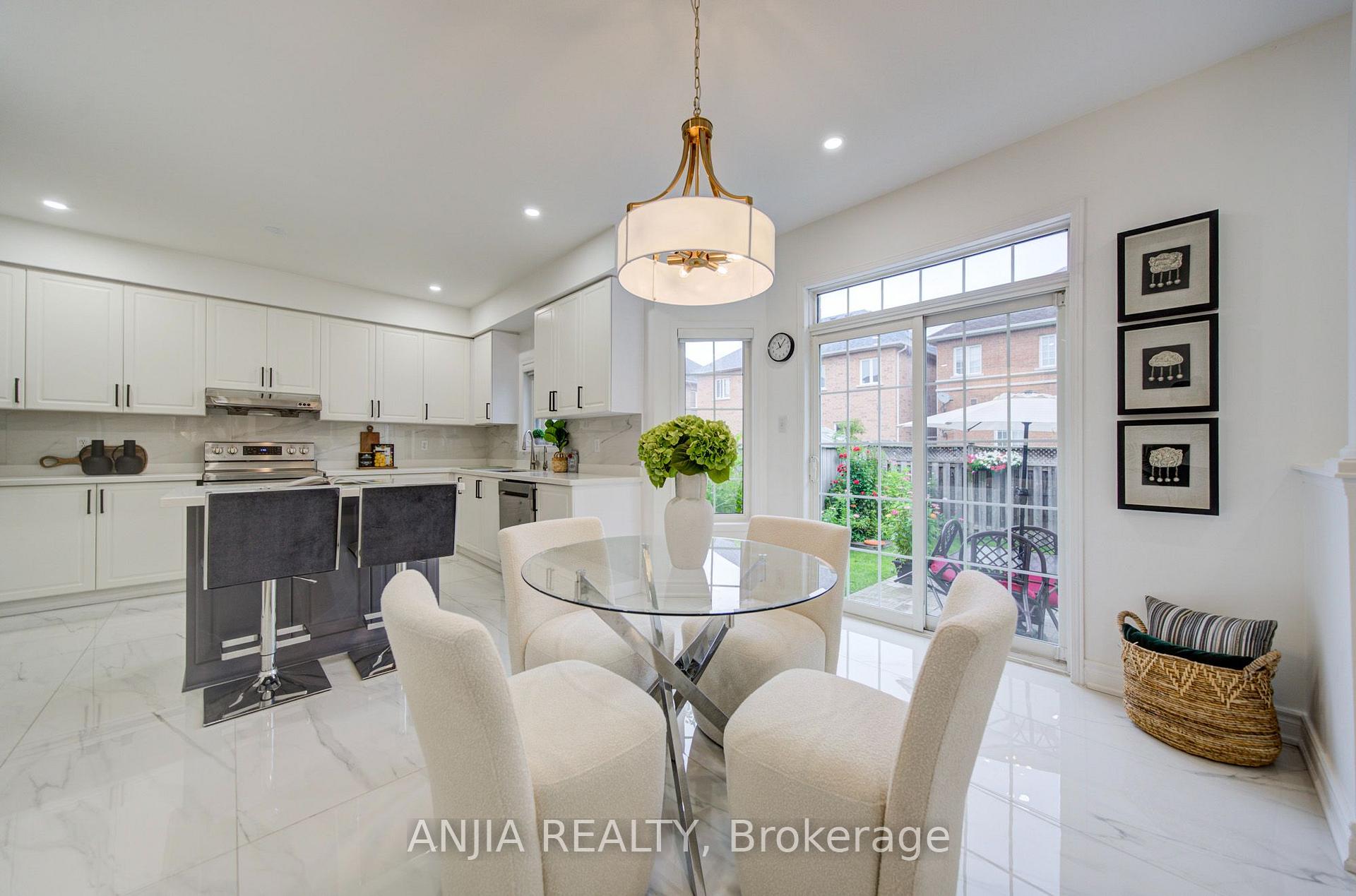 Photo 15 of 203 Fred Mclaren Boulevard, Markham, Wismer — HOMEH