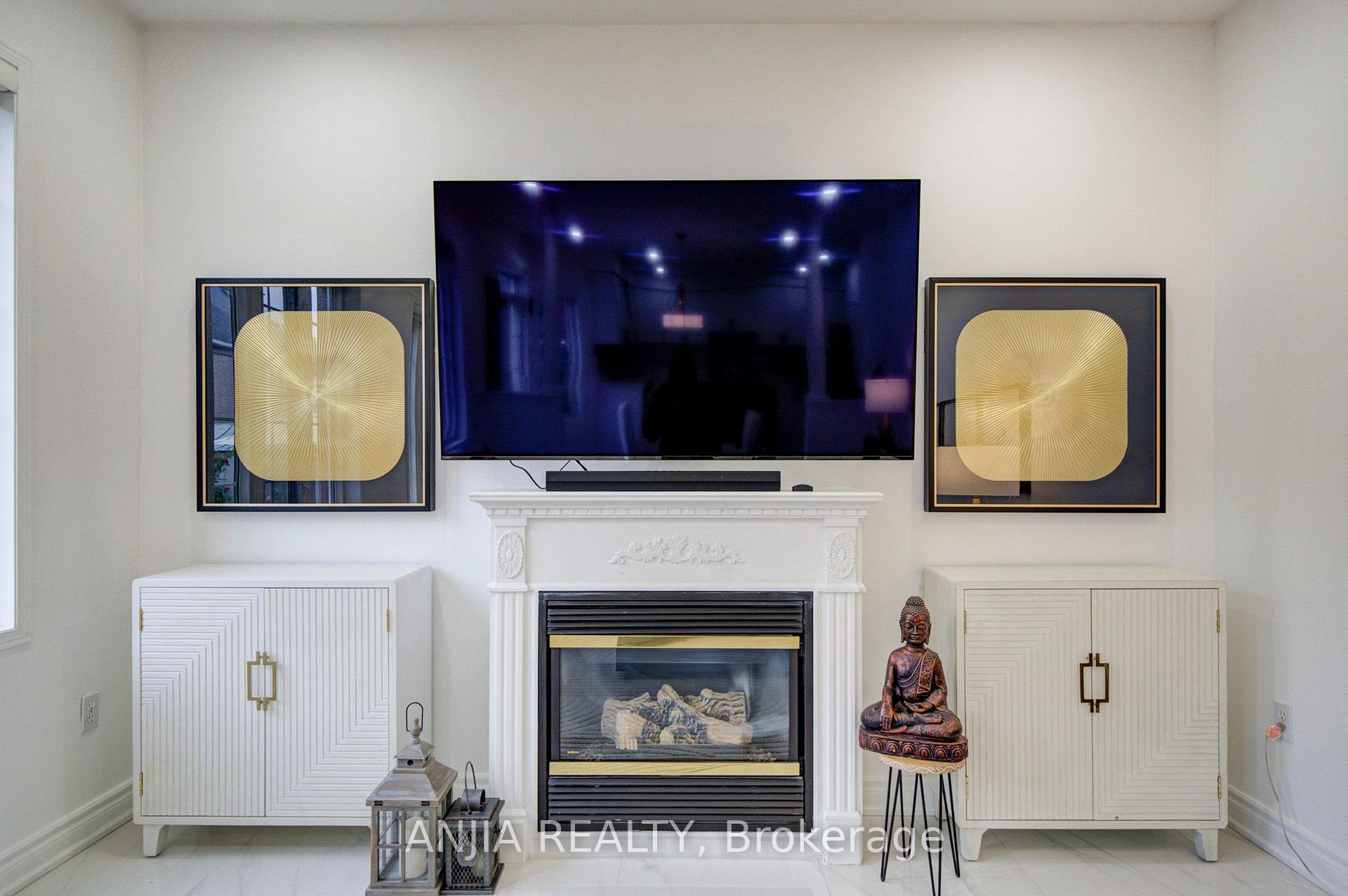 Photo 23 of 203 Fred Mclaren Boulevard, Markham, Wismer — HOMEH
