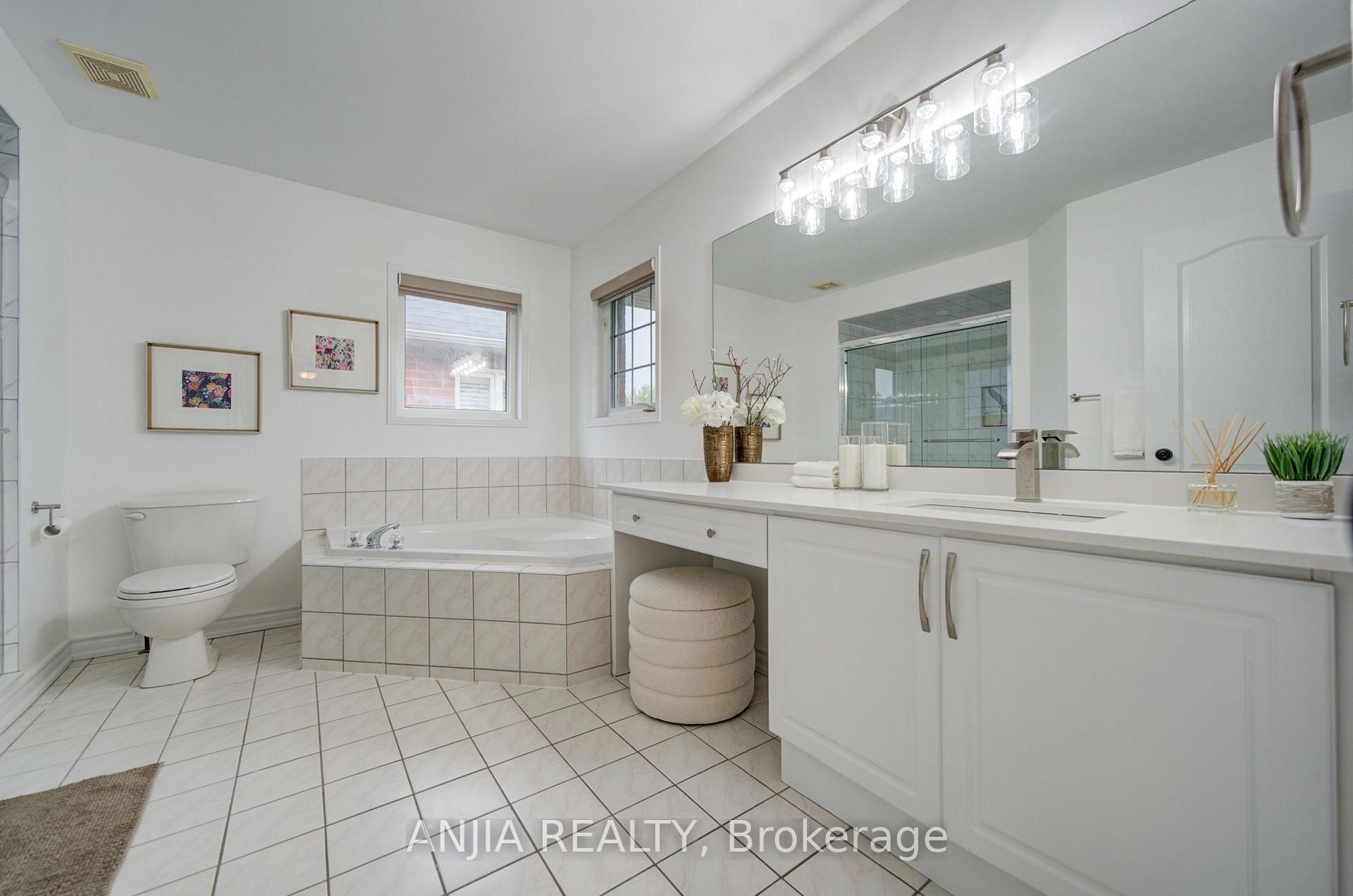 Photo 35 of 203 Fred Mclaren Boulevard, Markham, Wismer — HOMEH