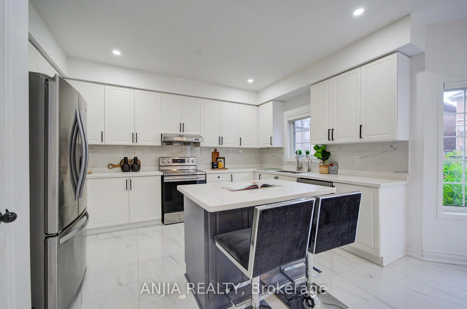 Photo 16 of 203 Fred Mclaren Boulevard, Markham, Wismer — HOMEH