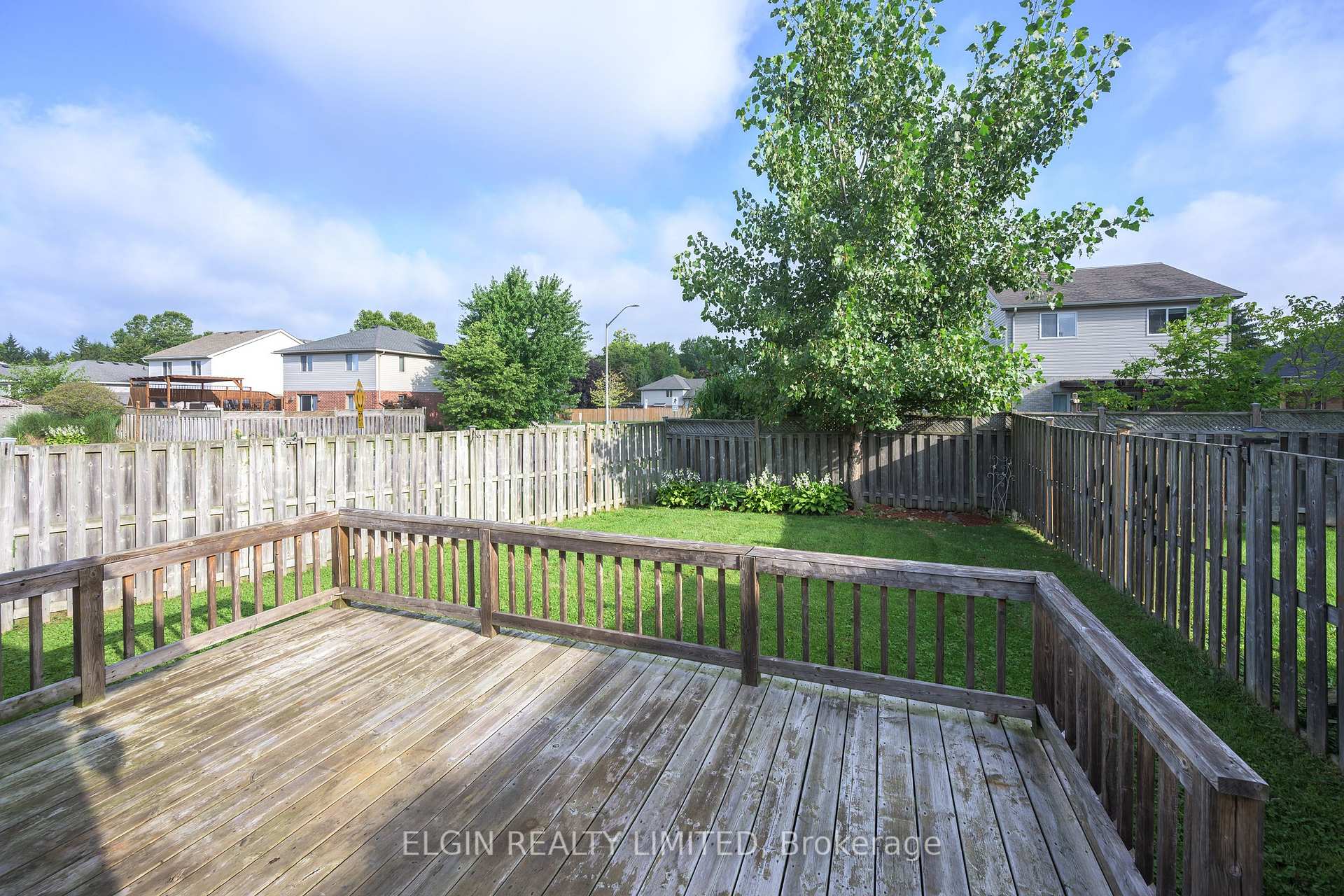 Photo 5 of 40 Schreyer Drive, St. Thomas — HOMEH