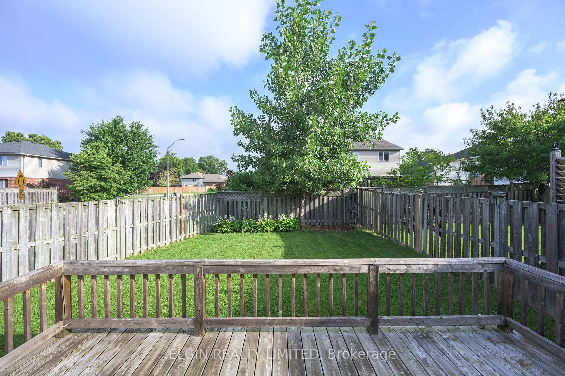 Photo 6 of 40 Schreyer Drive, St. Thomas — HOMEH