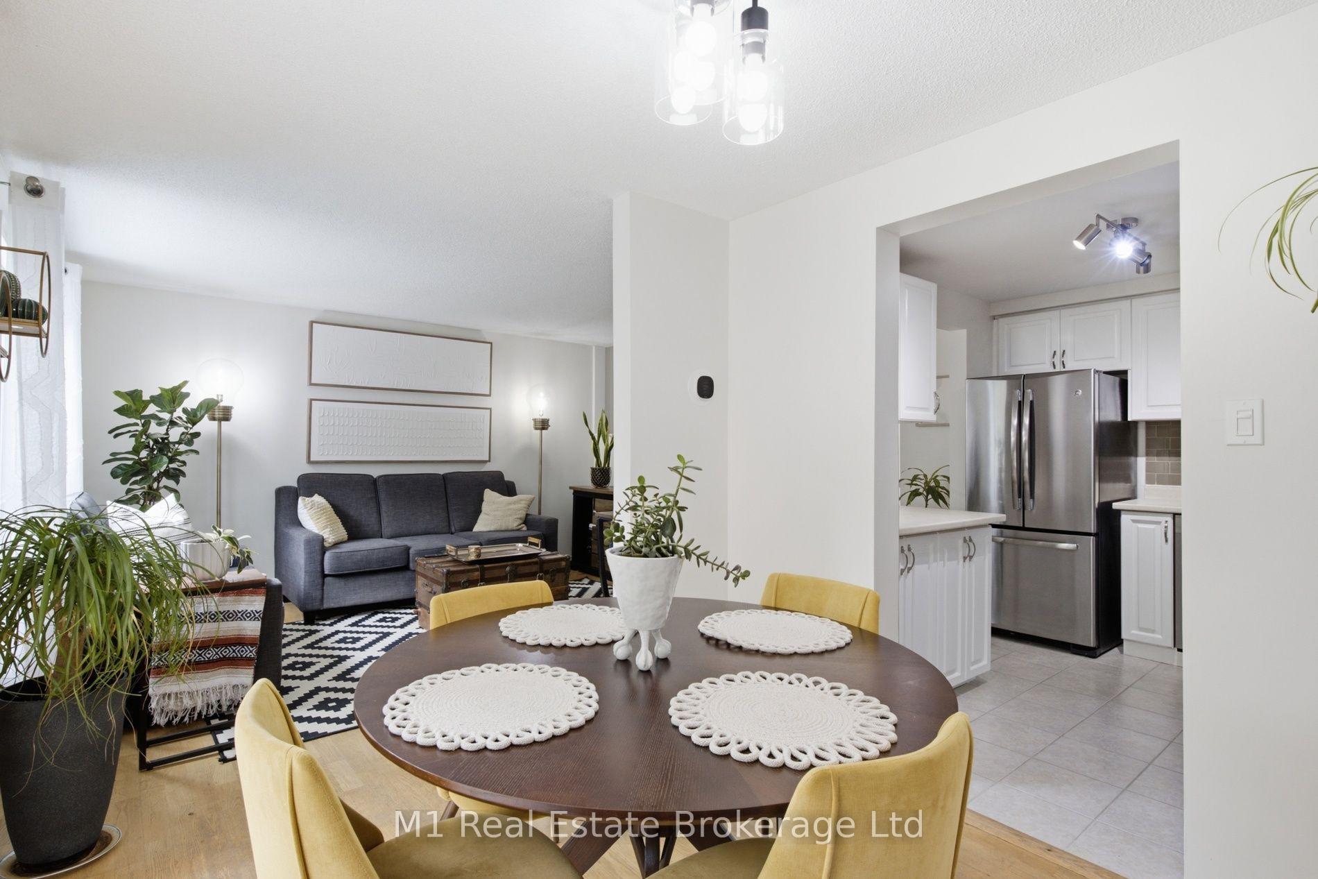 Photo 9 of 5 Grandridge Crescent, Guelph, Willow West/Sugarbush/West Acres — HOMEH