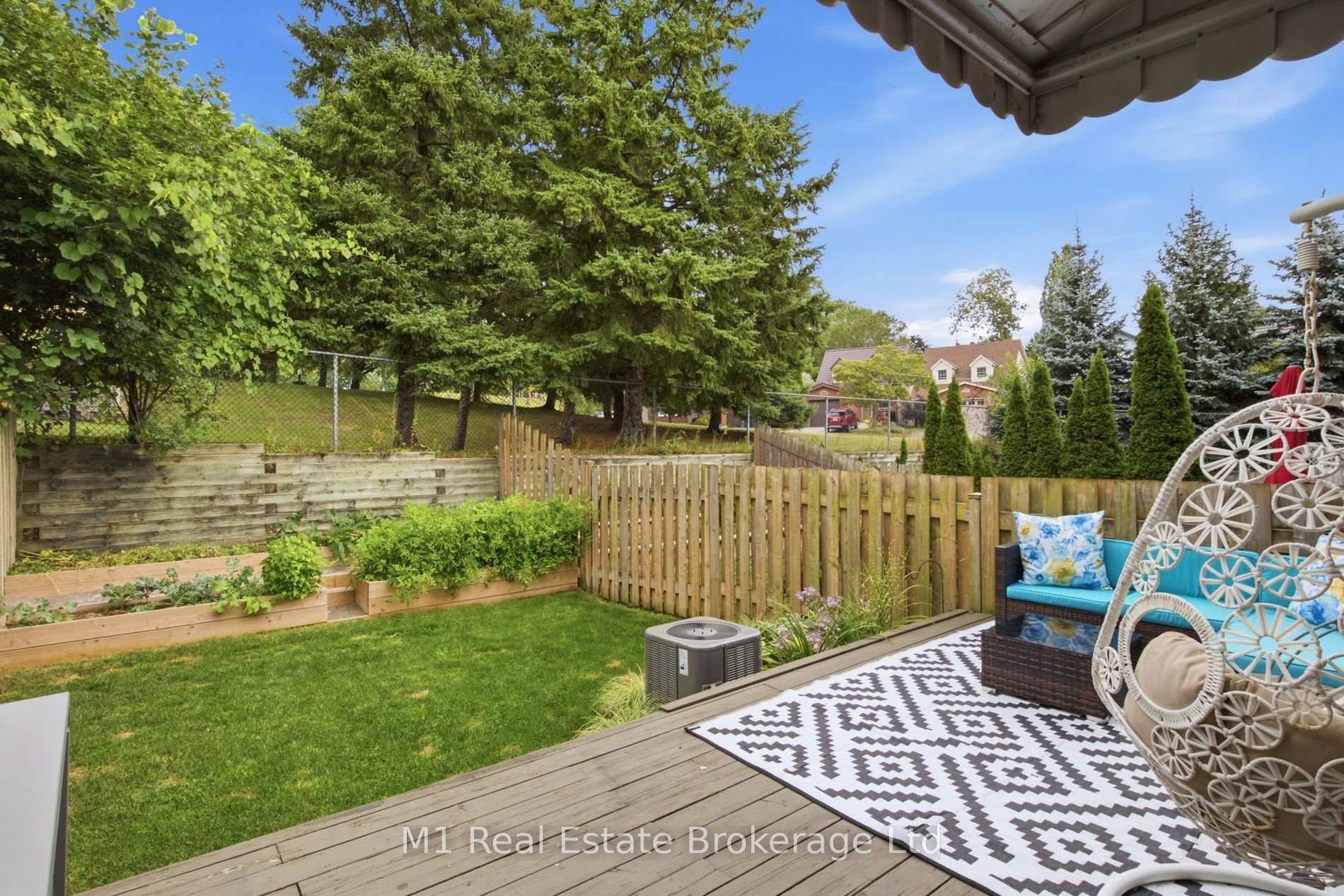 Photo 26 of 5 Grandridge Crescent, Guelph, Willow West/Sugarbush/West Acres — HOMEH