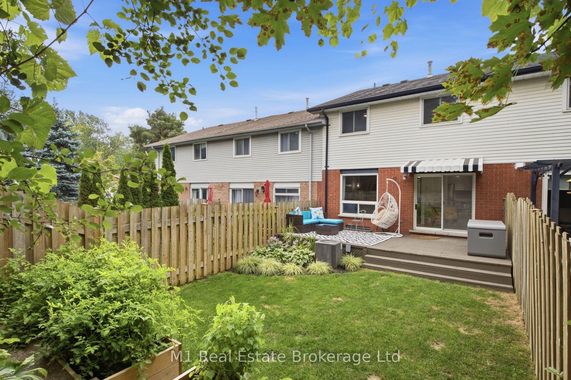 Photo 31 of 5 Grandridge Crescent, Guelph, Willow West/Sugarbush/West Acres — HOMEH